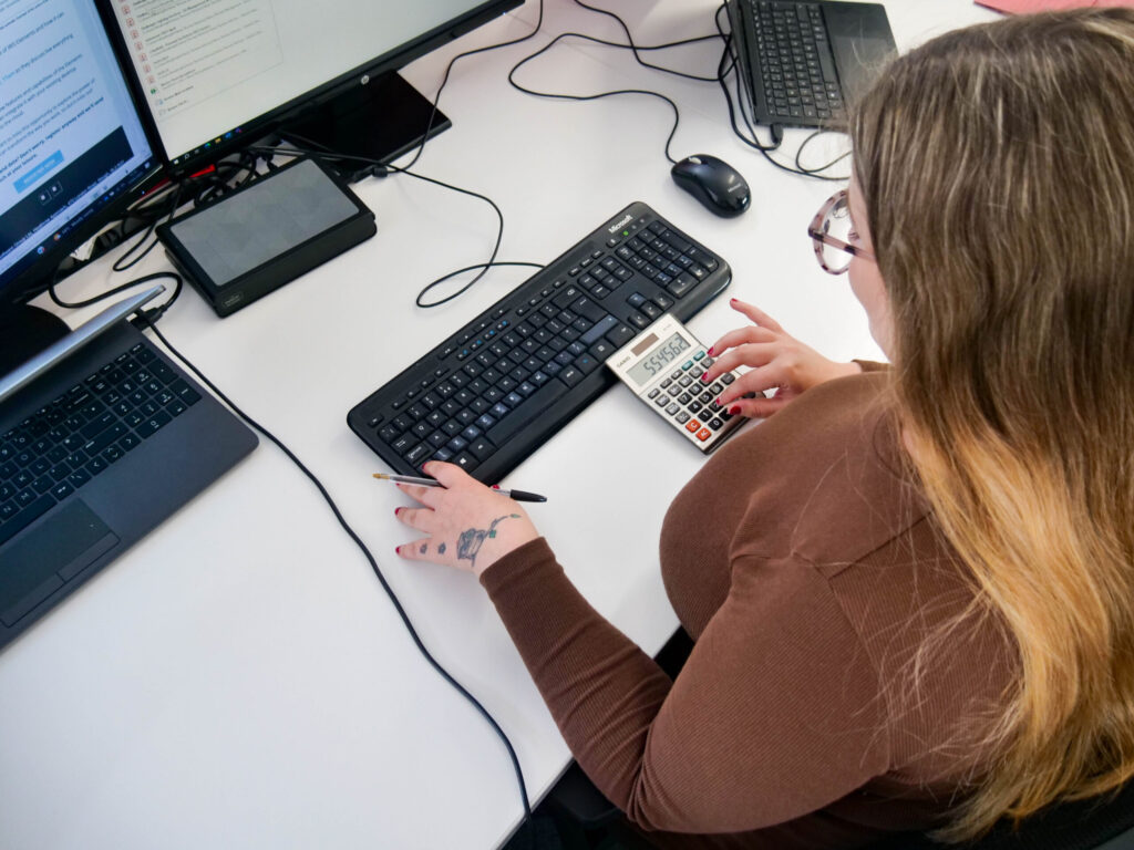 Tax Services Portsmouth - Accountant at Work